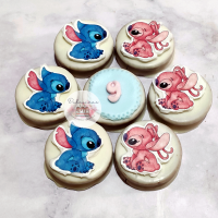 Alfajor temática Stich y Ángel